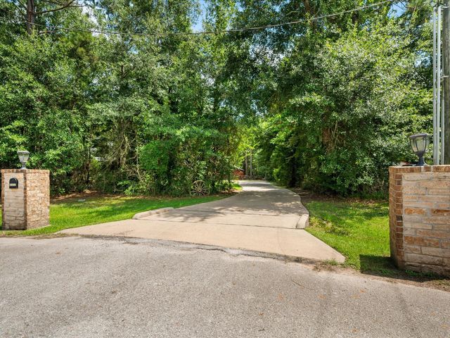 10915 Crawford Circle, Montgomery, TX 77316