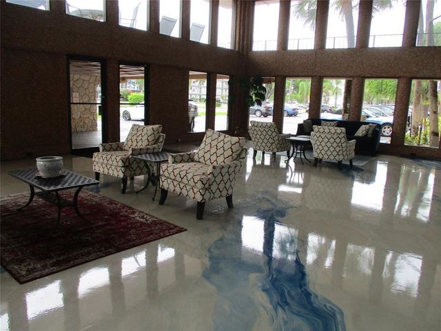 9370 SW 8TH STREET # 312 312, Boca Raton, FL 33428