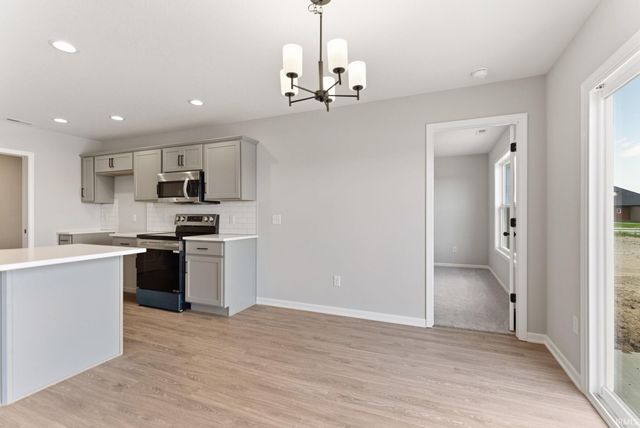 5038 Chickadee Drive, Woodburn, IN 46797