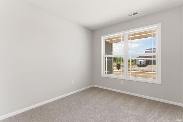 5038 Chickadee Drive, Woodburn, IN 46797