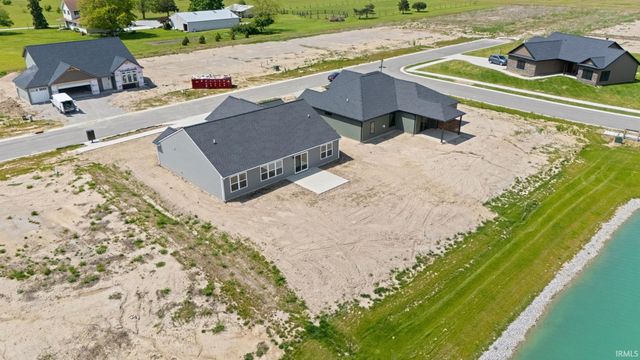 5038 Chickadee Drive, Woodburn, IN 46797