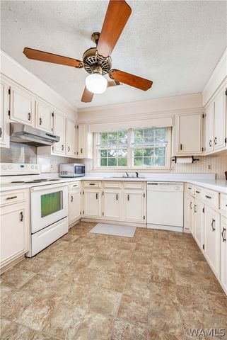 335 42nd St E, Northport, AL 35473