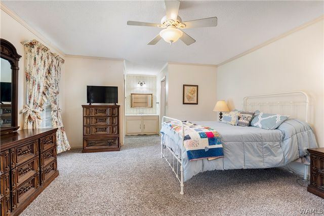 335 42nd St E, Northport, AL 35473