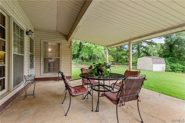 335 42nd St E, Northport, AL 35473