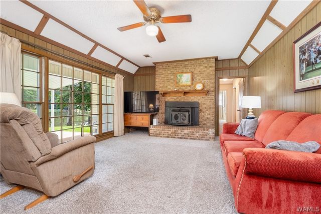 335 42nd St E, Northport, AL 35473
