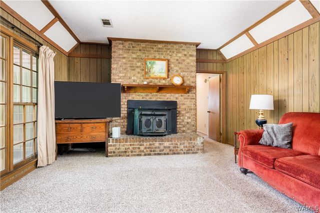 335 42nd St E, Northport, AL 35473