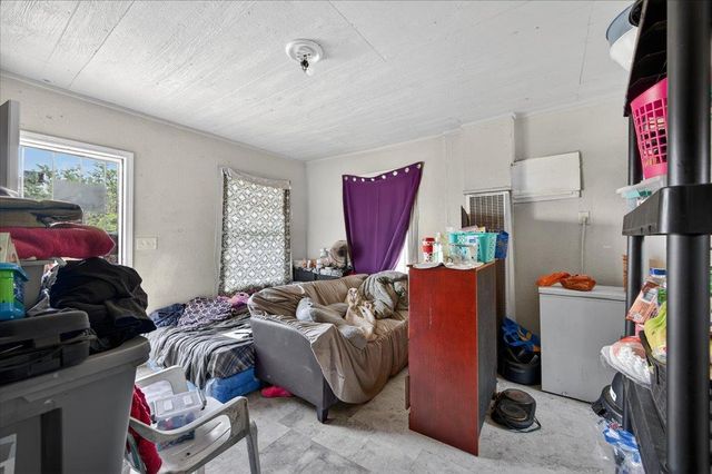 1328 E Fedora Avenue, Fresno, CA 93704