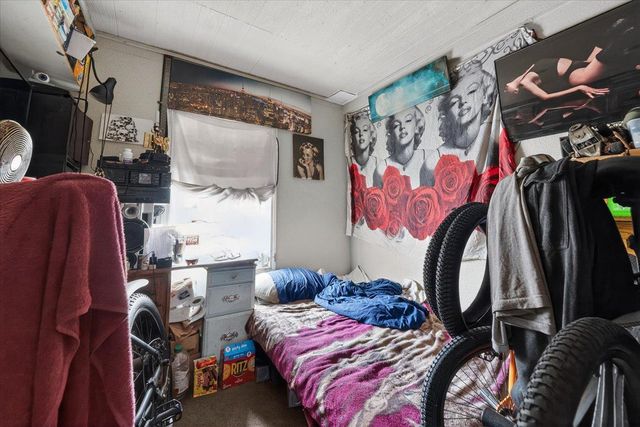 1328 E Fedora Avenue, Fresno, CA 93704