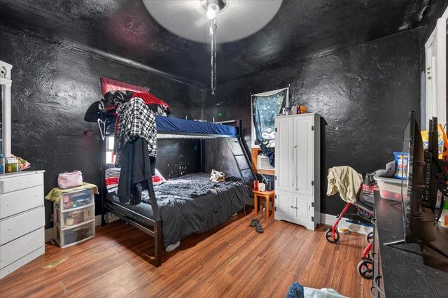 1328 E Fedora Avenue, Fresno, CA 93704