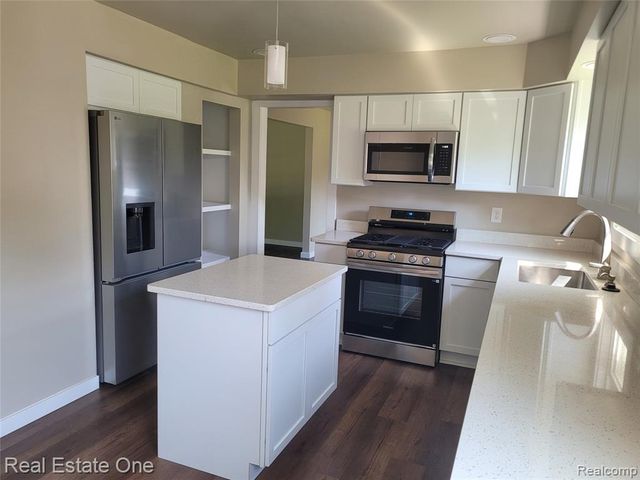 4212 Halkirk Drive, Waterford, MI 48329