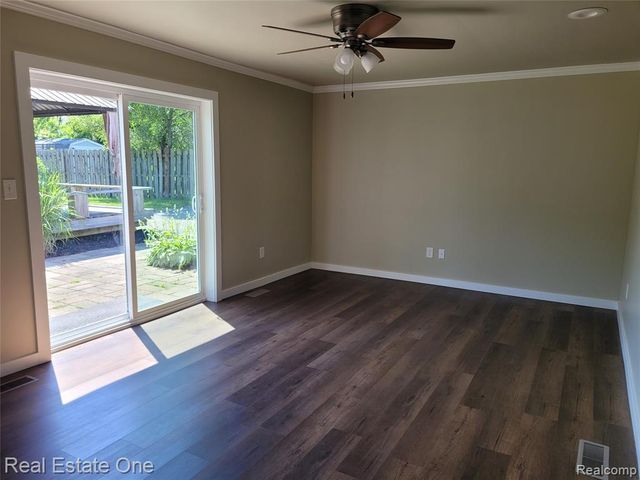 4212 Halkirk Drive, Waterford, MI 48329