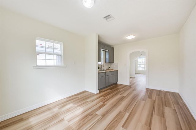 2619 Bellview Street, La Marque, TX 77568