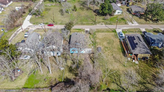 2619 Bellview Street, La Marque, TX 77568