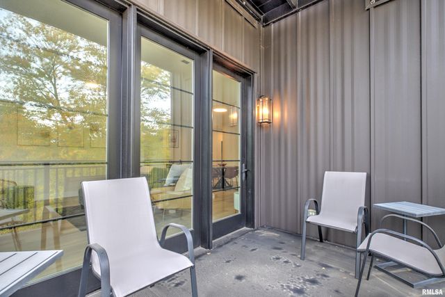 1310 E Samuel Ave Apt 3A, Peoria Heights, IL 61616