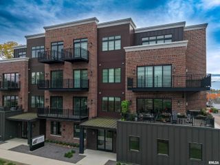 1310 E Samuel Ave Apt 3A, Peoria Heights, IL 61616