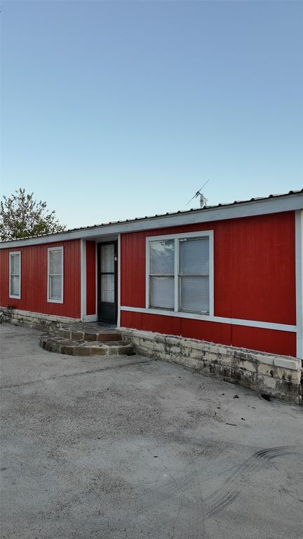 4615 Monroe Highway, Cresson, TX 76035 — exterior