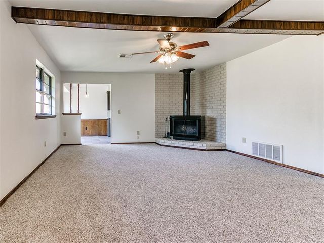 1012 Hargis Lane, Moore, OK 73160