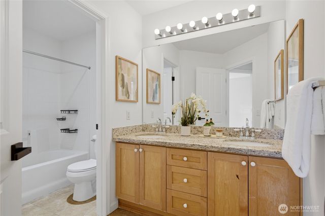 23991 SE 10th Street, Sammamish, WA 98075