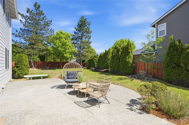 23991 SE 10th Street, Sammamish, WA 98075