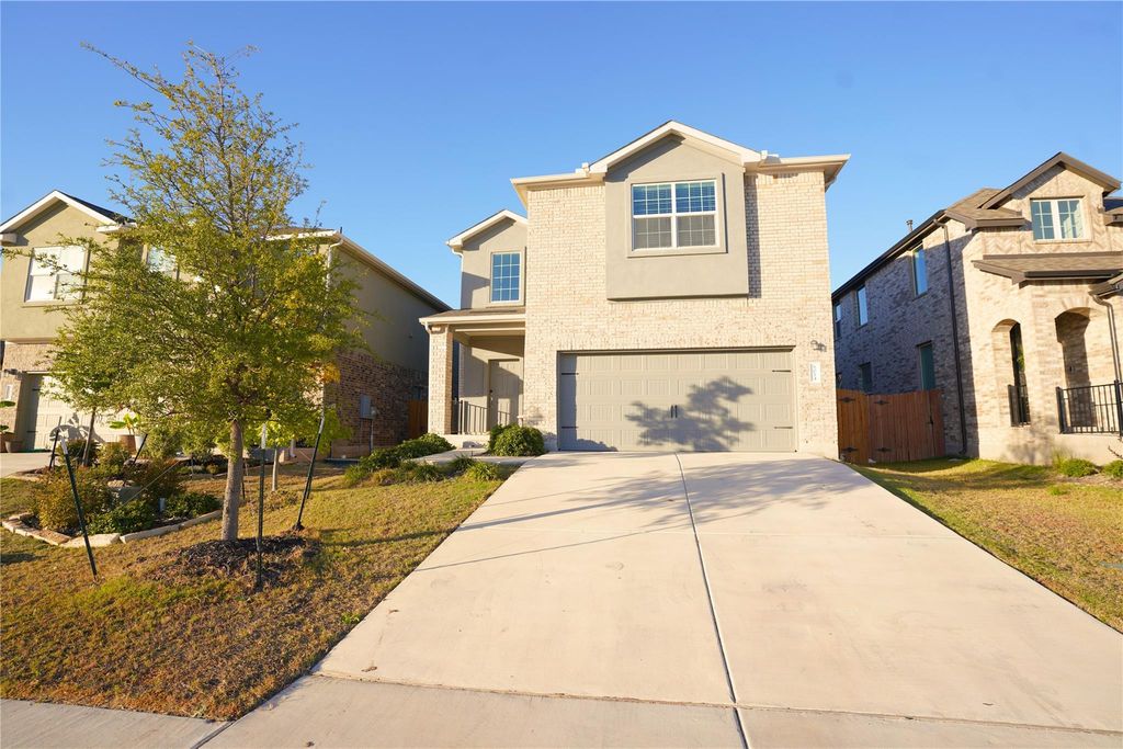 8014 Purple Aster PASS, Lago Vista, TX 78645