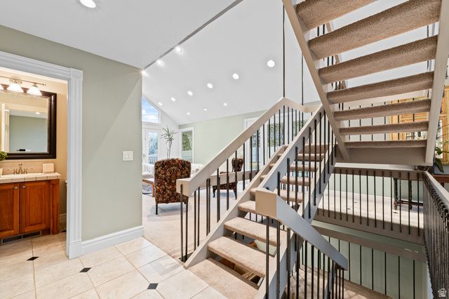 69 E NORTH CANYON RD, Bountiful, UT 84010