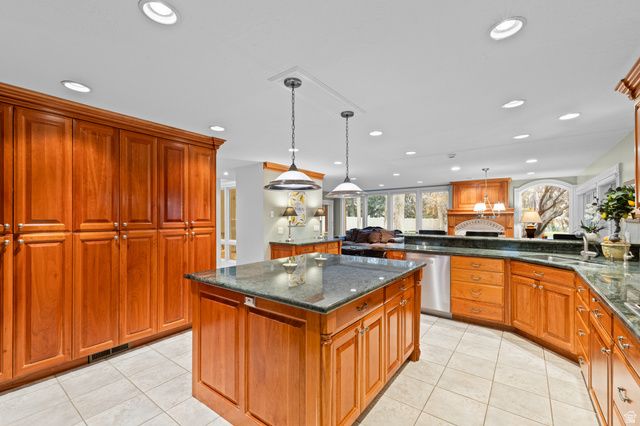 69 E NORTH CANYON RD, Bountiful, UT 84010