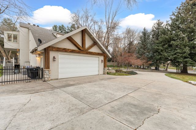 69 E NORTH CANYON RD, Bountiful, UT 84010