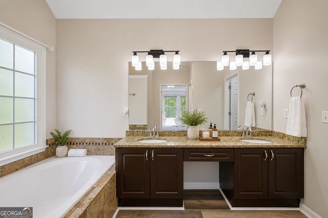 15 Briarleigh Way, Newnan, GA 30265