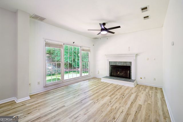 15 Briarleigh Way, Newnan, GA 30265