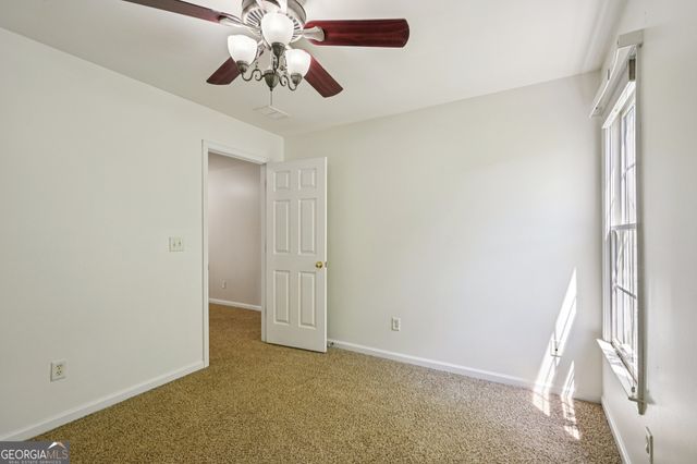15 Briarleigh Way, Newnan, GA 30265