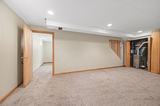 1450 Fremont Avenue, Saint Paul, MN 55106