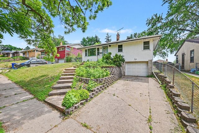 1450 Fremont Avenue, Saint Paul, MN 55106
