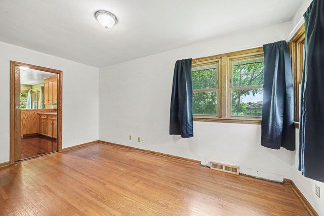 1450 Fremont Avenue, Saint Paul, MN 55106
