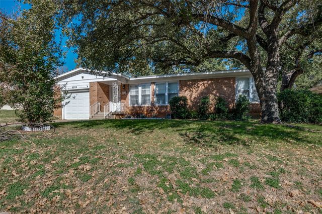 6209 Woodbine Drive, Fort Worth, TX 76112