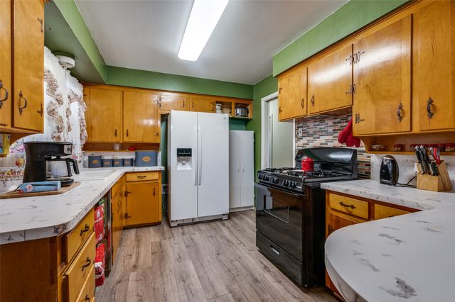 6209 Woodbine Drive, Fort Worth, TX 76112