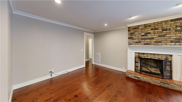 1801 N Applebury Place, Fayetteville, AR 72701