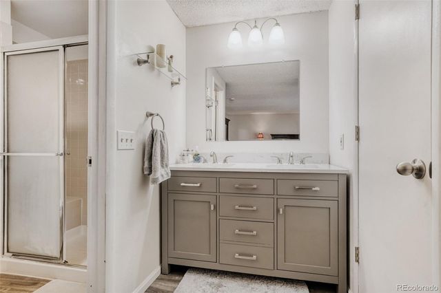 4363 S Blackhawk Way, Aurora, CO 80015