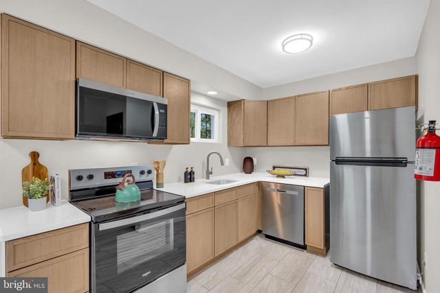 515 NEW JERSEY RD, Browns Mills, NJ 08015