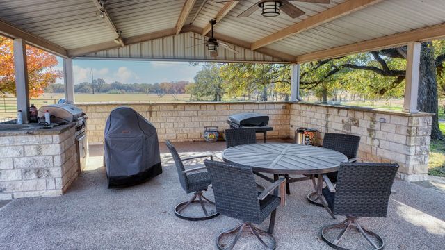7690 County Road 417, Stephenville, TX 76401