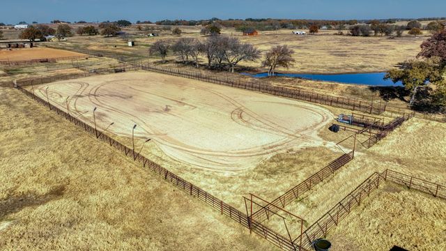 7690 County Road 417, Stephenville, TX 76401