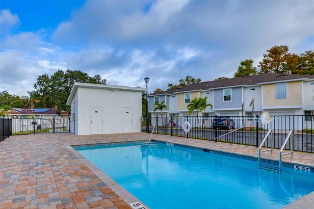 2441 6TH AVENUE DRIVE E, Bradenton, FL 34208