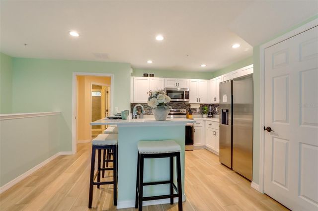 2441 6TH AVENUE DRIVE E, Bradenton, FL 34208