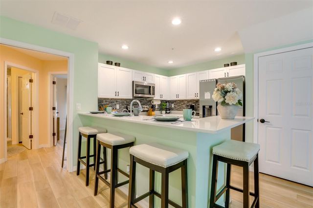 2441 6TH AVENUE DRIVE E, Bradenton, FL 34208