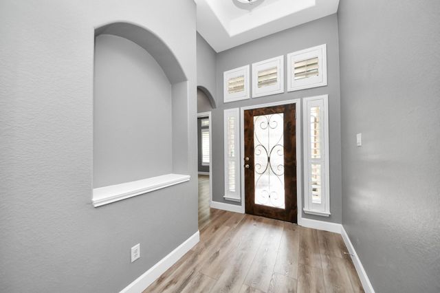 31 Glade Park Drive, Missouri City, TX 77459