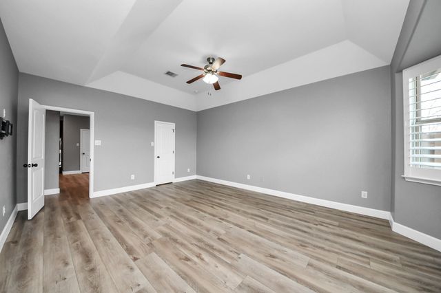 31 Glade Park Drive, Missouri City, TX 77459