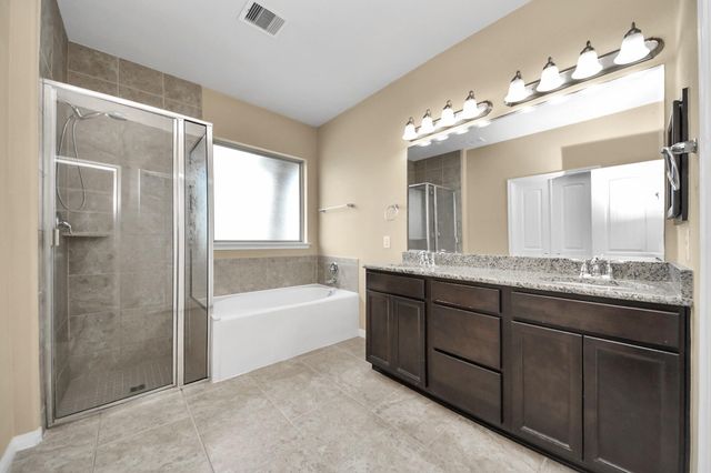 31 Glade Park Drive, Missouri City, TX 77459