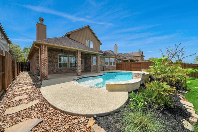 31 Glade Park Drive, Missouri City, TX 77459