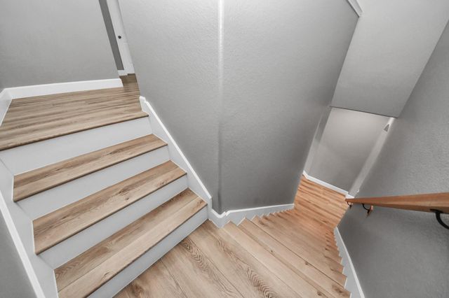 31 Glade Park Drive, Missouri City, TX 77459