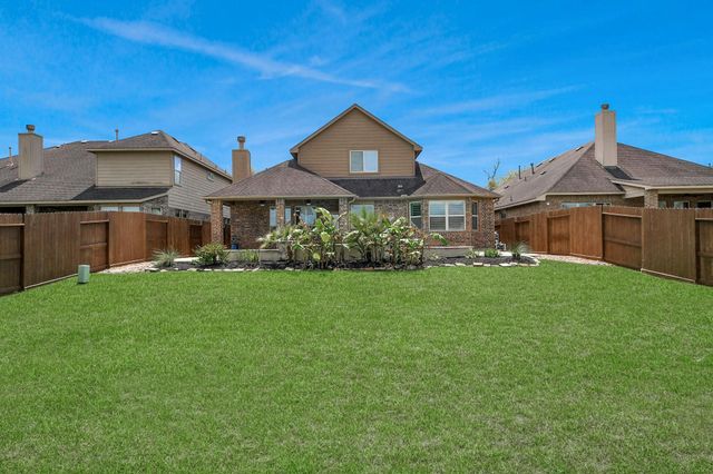 31 Glade Park Drive, Missouri City, TX 77459