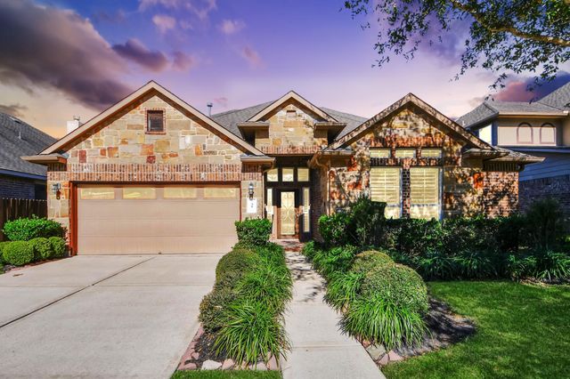 31 Glade Park Drive, Missouri City, TX 77459